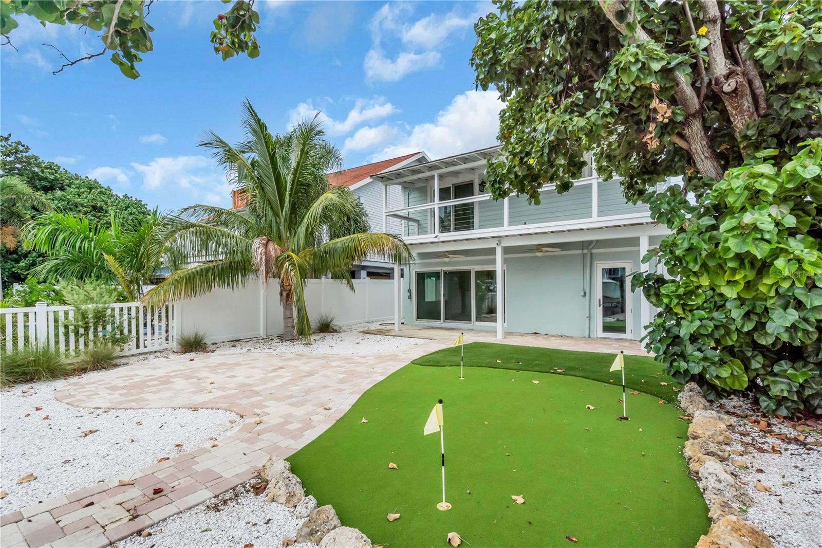 Indian Rocks Beach, Florida, 33785, United States, 3 Bedrooms Bedrooms, ,3 BathroomsBathrooms,Residential,Active,1945092