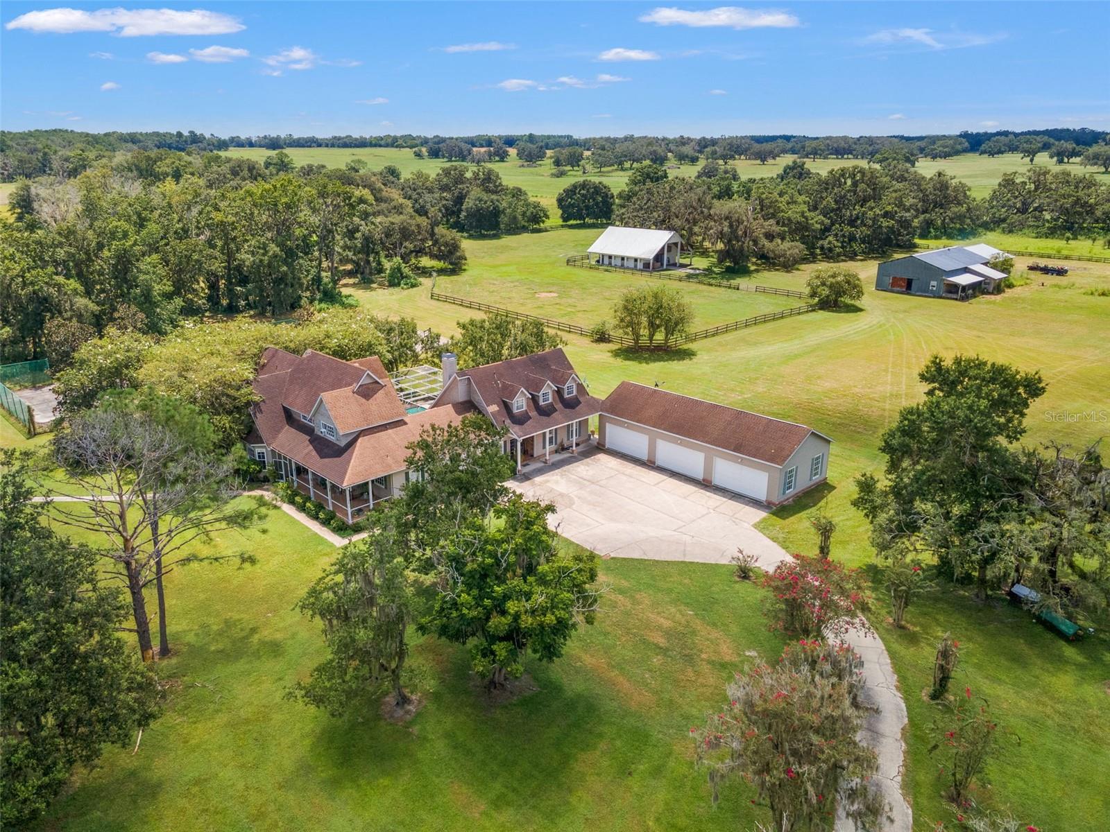 Brooksville, Florida, 34602, United States, 4 Bedrooms Bedrooms, ,6 BathroomsBathrooms,Residential,Active,1919396