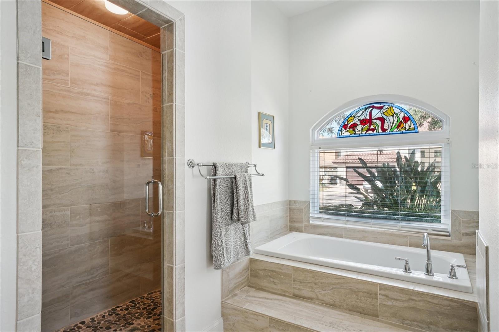 St Petersburg, Florida, 33703, United States, 4 Bedrooms Bedrooms, ,4 BathroomsBathrooms,Residential,Active,1994976