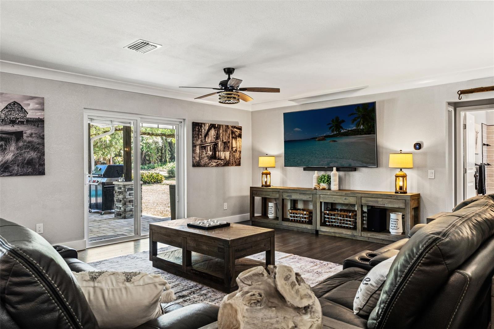 Crystal River, Florida, 34428, United States, 3 Bedrooms Bedrooms, ,3 BathroomsBathrooms,Residential,Active,2045556