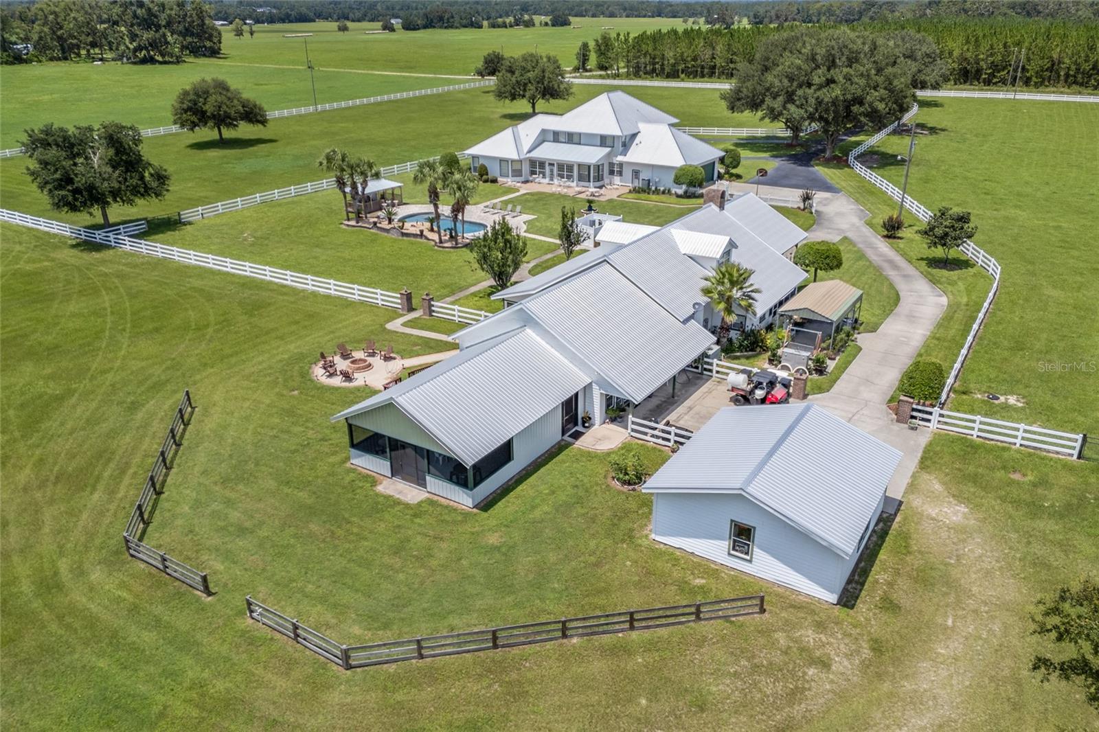 Lake City, Florida, 32024, United States, 3 Bedrooms Bedrooms, ,4 BathroomsBathrooms,Residential,Active,1929472