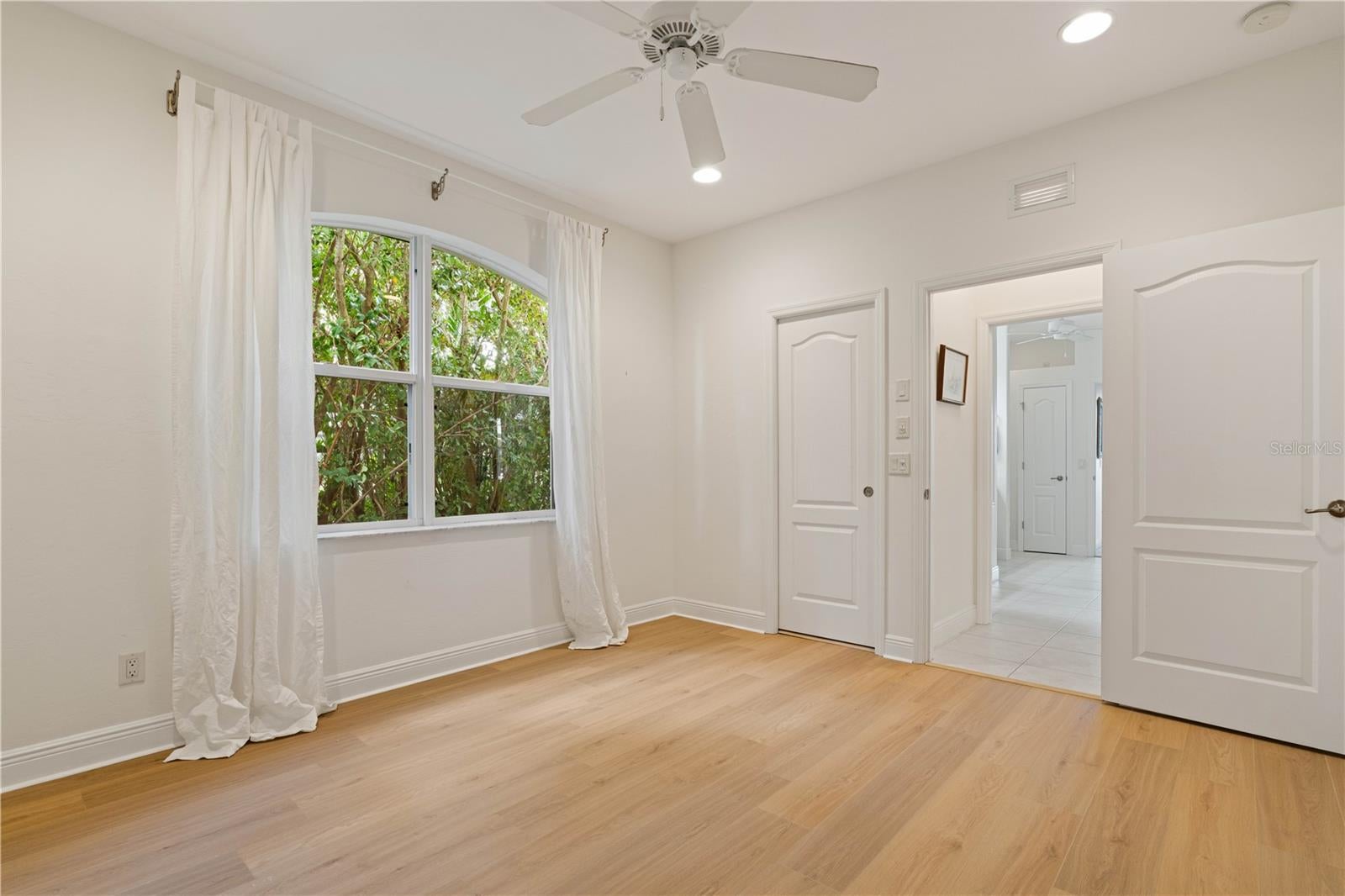 Punta Gorda, Florida, 33950, United States, 5 Bedrooms Bedrooms, ,4 BathroomsBathrooms,Residential,Active,2006902