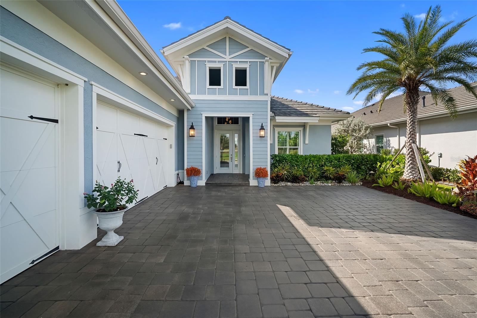 Bradenton, Florida, 34202, United States, 3 Bedrooms Bedrooms, ,4 BathroomsBathrooms,Residential,Active,1987272