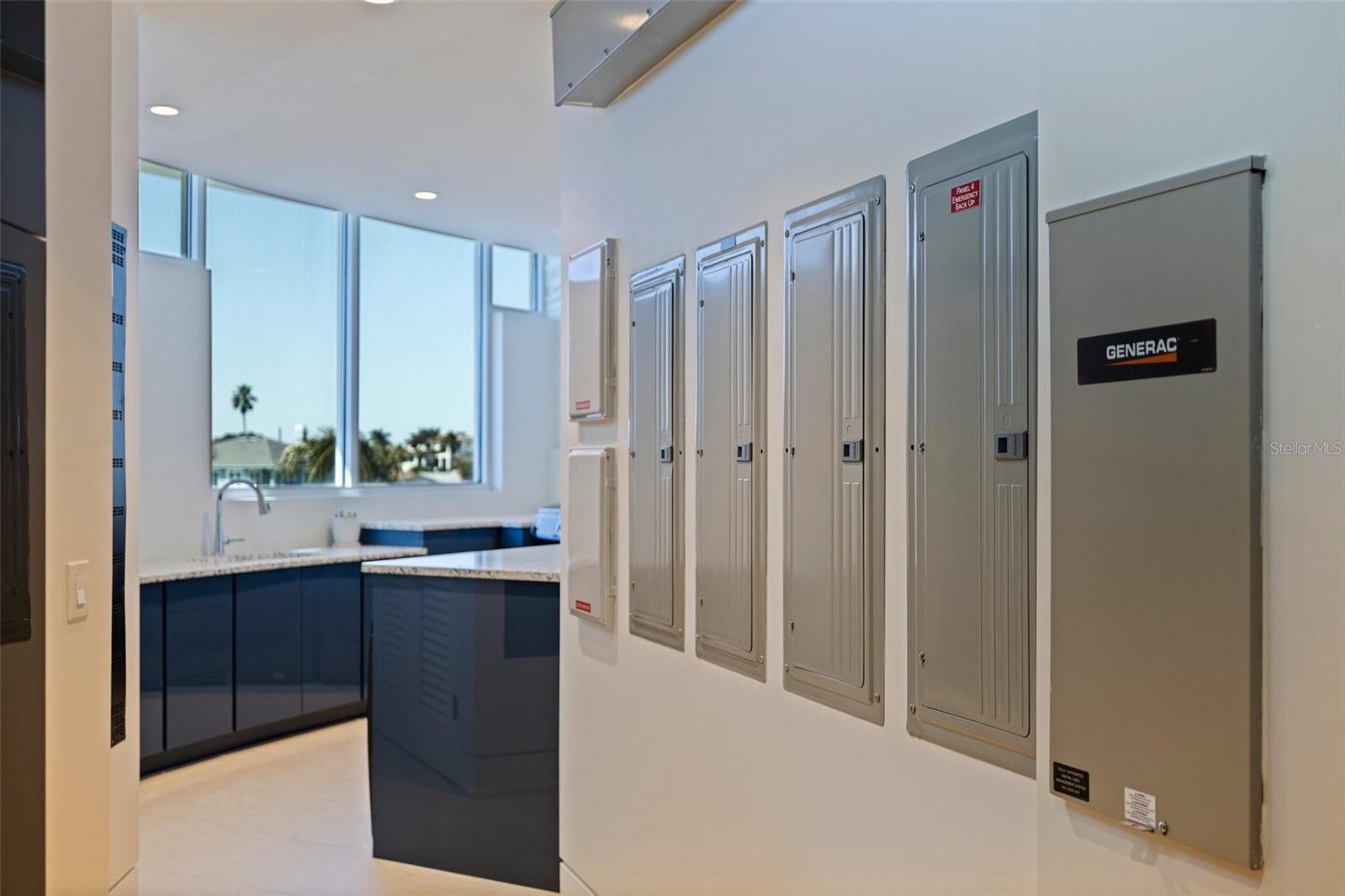 Treasure Island, Florida, 33706, United States, ,7 BathroomsBathrooms,Residential,Active,1772746
