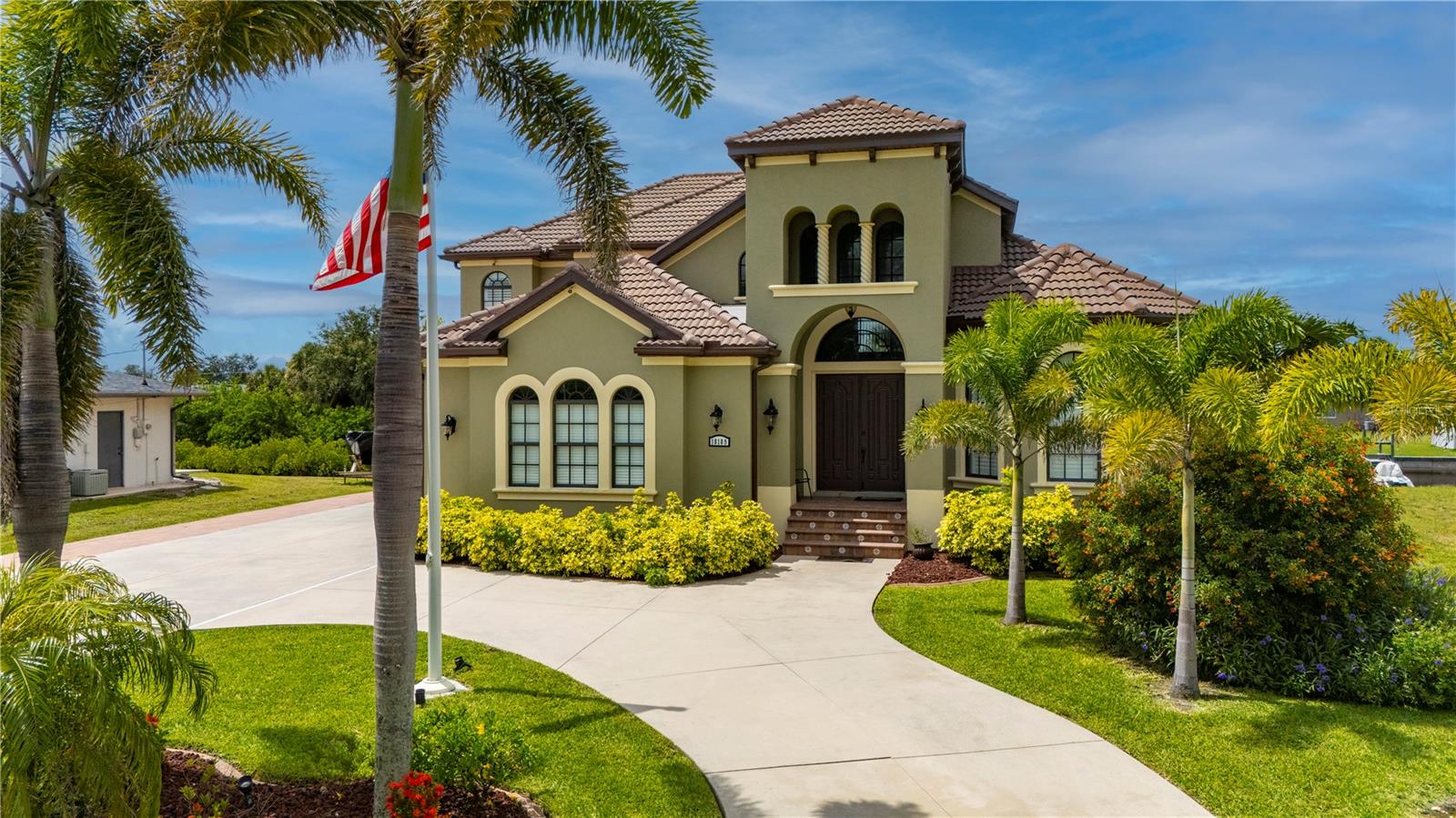 Port Charlotte, Florida, 33948, United States, 4 Bedrooms Bedrooms, ,5 BathroomsBathrooms,Residential,Active,1884978 Port Charlotte, Florida, 33948, United States, 4 Bedrooms Bedrooms, ,5 BathroomsBathrooms,Residential,Active,1884978