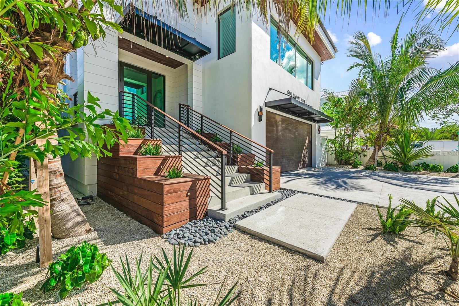 Sarasota, Florida, 34236, United States, 6 Bedrooms Bedrooms, ,8 BathroomsBathrooms,Residential,Active,1773155