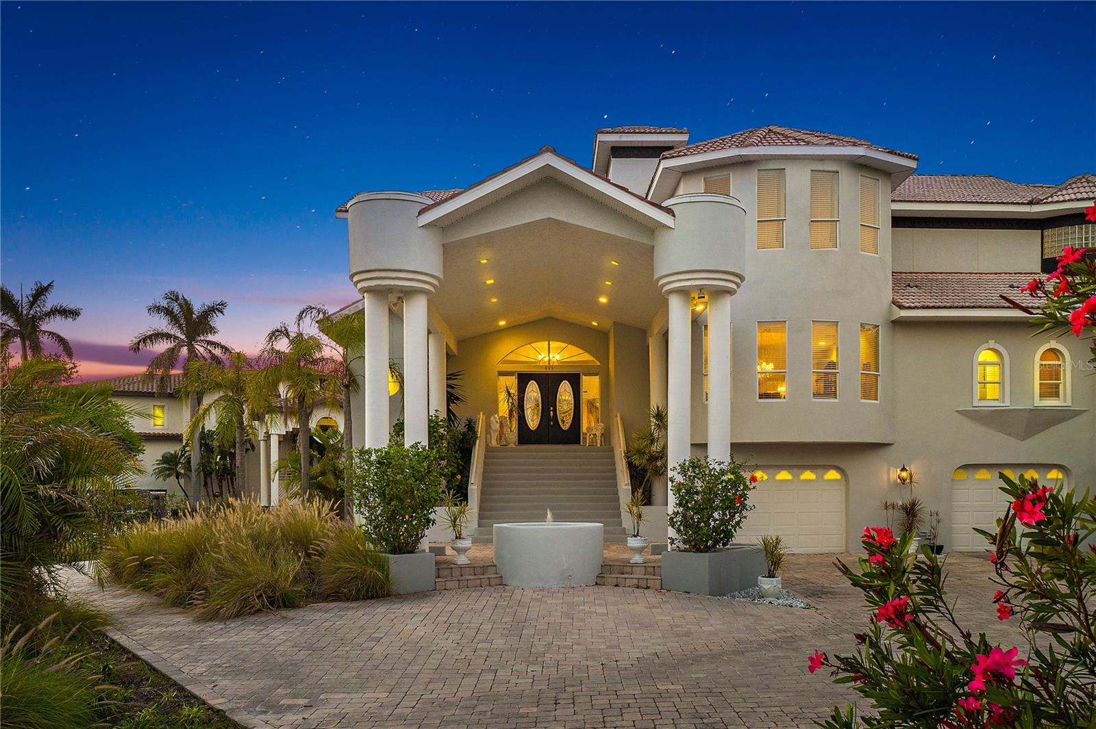 St Petersburg, Florida, 33715, United States, 5 Bedrooms Bedrooms, ,5 BathroomsBathrooms,Residential,Active,1942385