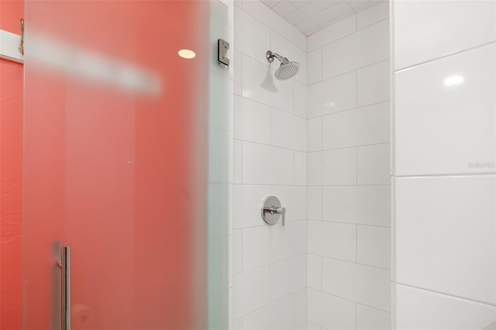 Longboat Key, Florida, 34228, United States, 3 Bedrooms Bedrooms, ,4 BathroomsBathrooms,Residential,Active,1995265