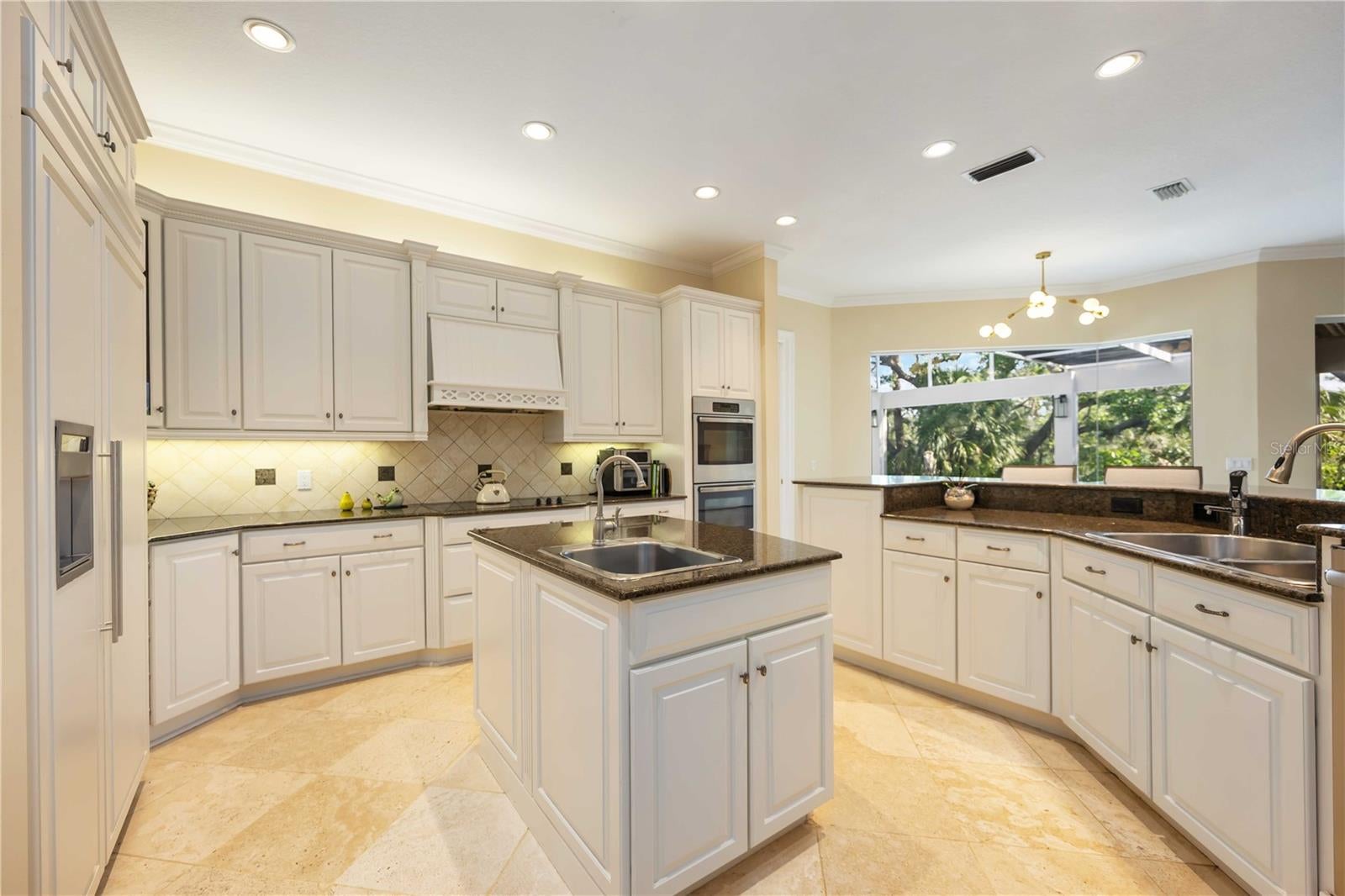 Osprey, Florida, 34229, United States, 5 Bedrooms Bedrooms, ,7 BathroomsBathrooms,Residential,Active,1757628