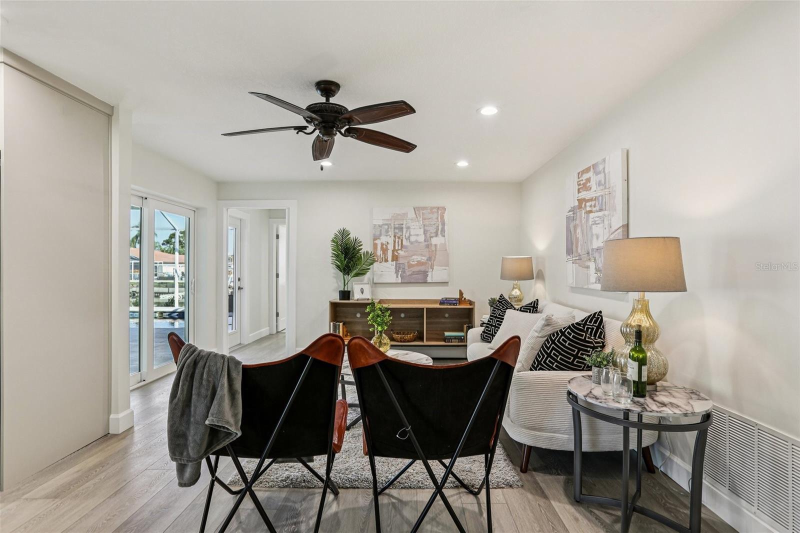 St Petersburg, Florida, 33702, United States, 3 Bedrooms Bedrooms, ,2 BathroomsBathrooms,Residential,Active,2001074