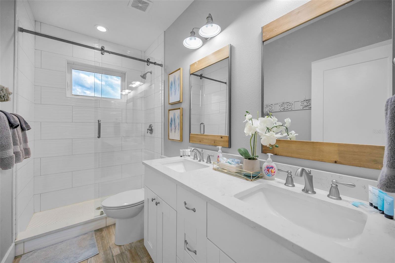 Indian Rocks Beach, Florida, 33785, United States, 4 Bedrooms Bedrooms, ,4 BathroomsBathrooms,Residential,Active,2007261