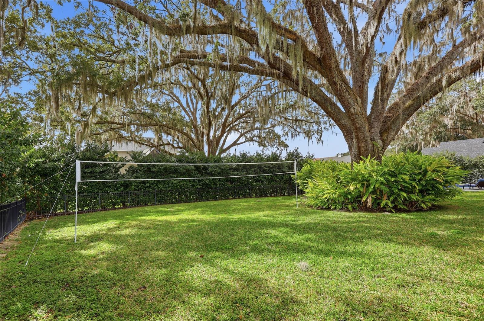Winter Garden, Florida, 34787, United States, 5 Bedrooms Bedrooms, ,3 BathroomsBathrooms,Residential,Active,2009833