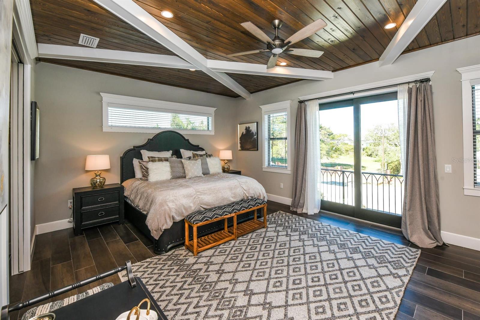 Sarasota, Florida, 34236, United States, 6 Bedrooms Bedrooms, ,6 BathroomsBathrooms,Residential,Active,1831859