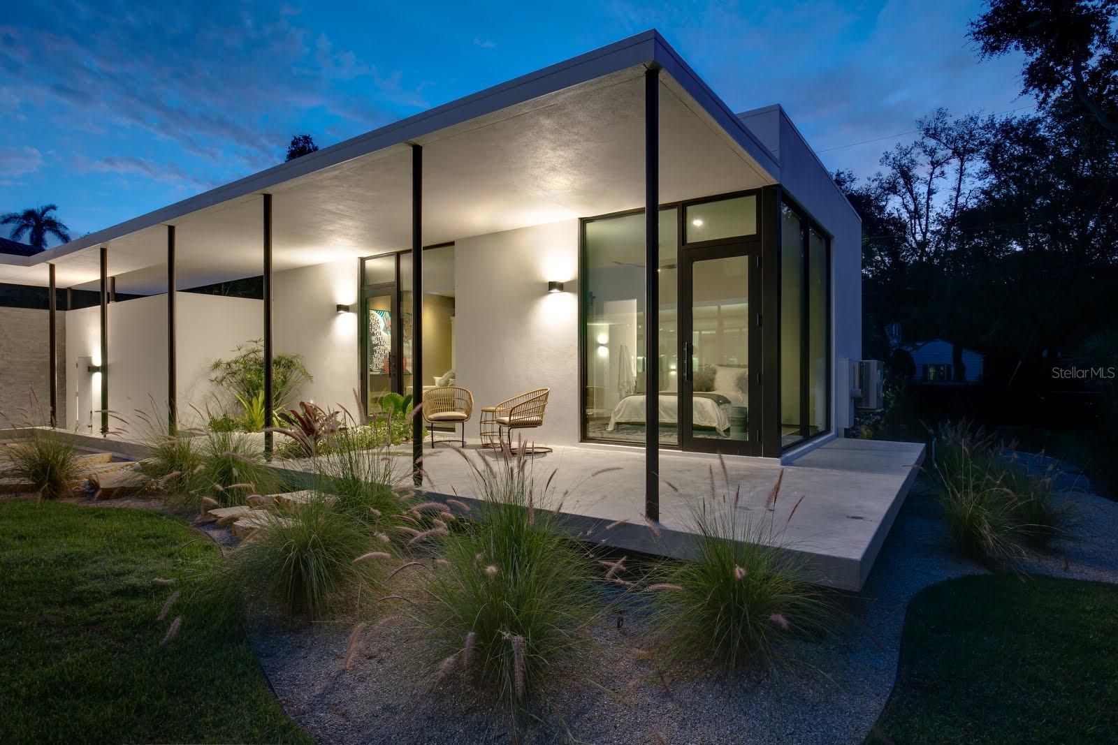 Sarasota, Florida, 34239, United States, 5 Bedrooms Bedrooms, ,5 BathroomsBathrooms,Residential,Active,2011197