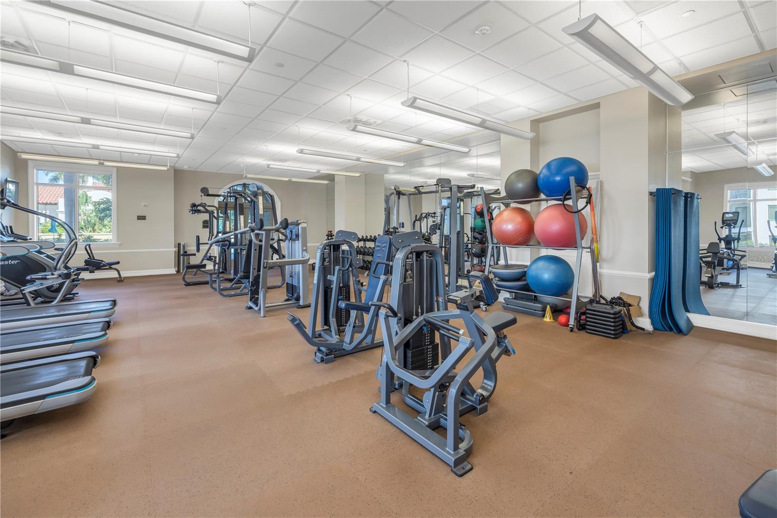 St Petersburg, Florida, 33701, United States, 2 Bedrooms Bedrooms, ,2 BathroomsBathrooms,Residential,Active,2012232