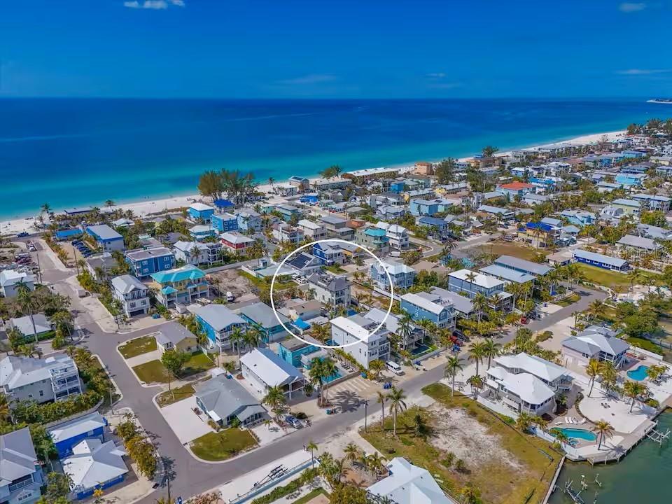 Bradenton Beach, Florida, 34217, United States, 4 Bedrooms Bedrooms, ,5 BathroomsBathrooms,Residential,Active,2044169