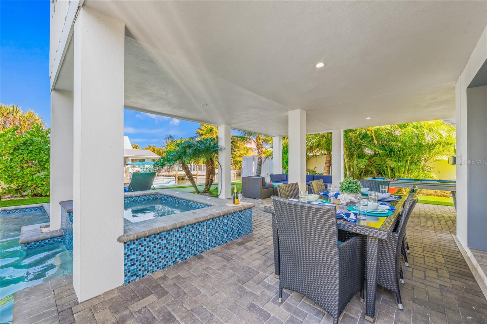 Bradenton Beach, Florida, 34217, United States, 7 Bedrooms Bedrooms, ,8 BathroomsBathrooms,Residential,Active,1988487