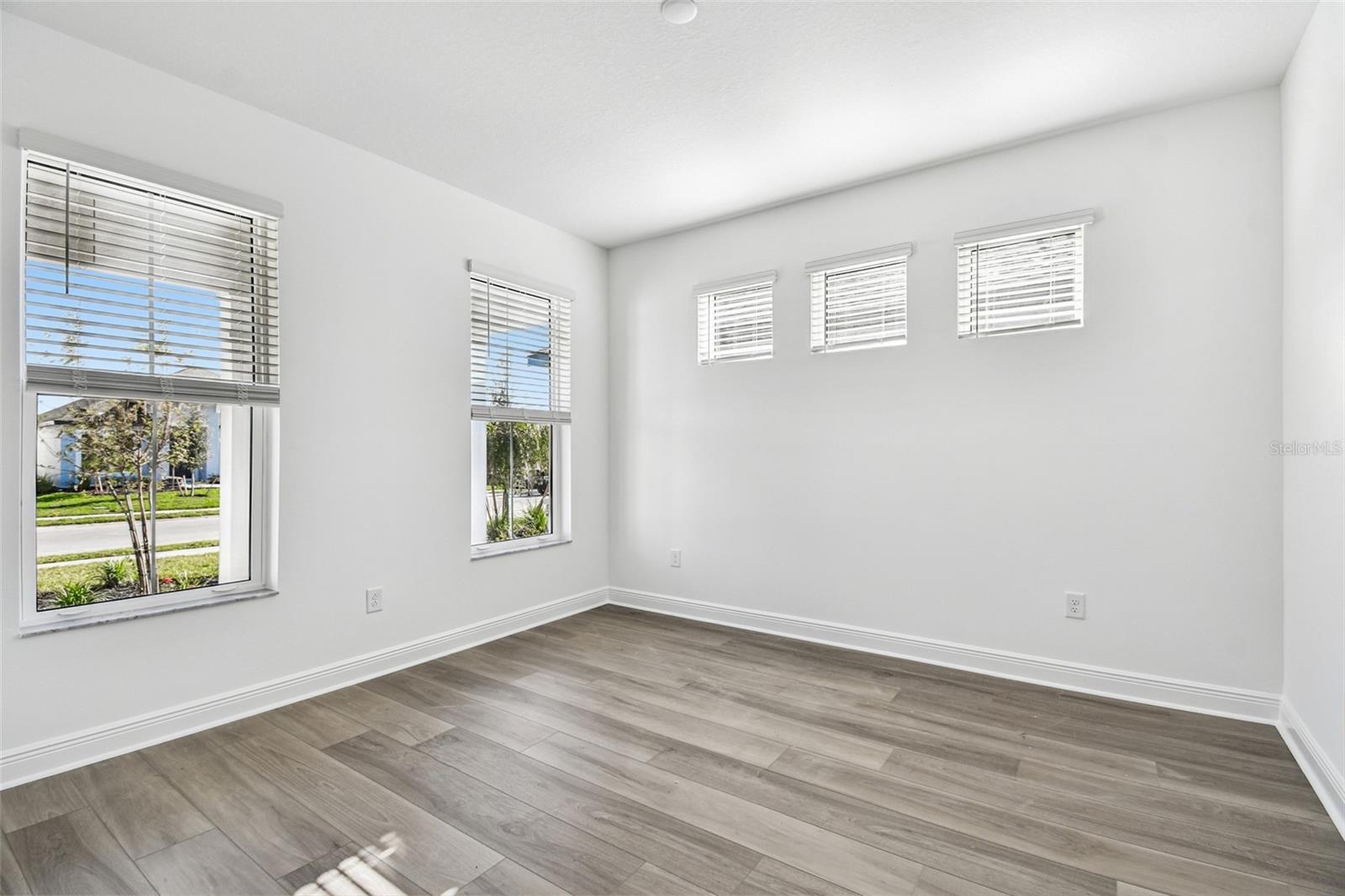 Parrish, Florida, 34219, United States, 4 Bedrooms Bedrooms, ,4 BathroomsBathrooms,Residential,Active,2007045