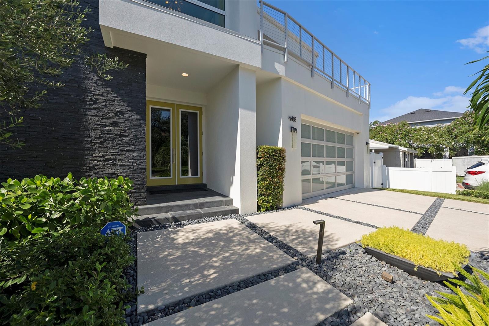 Tampa, Florida, 33629, United States, 4 Bedrooms Bedrooms, ,3 BathroomsBathrooms,Residential,Active,1914639