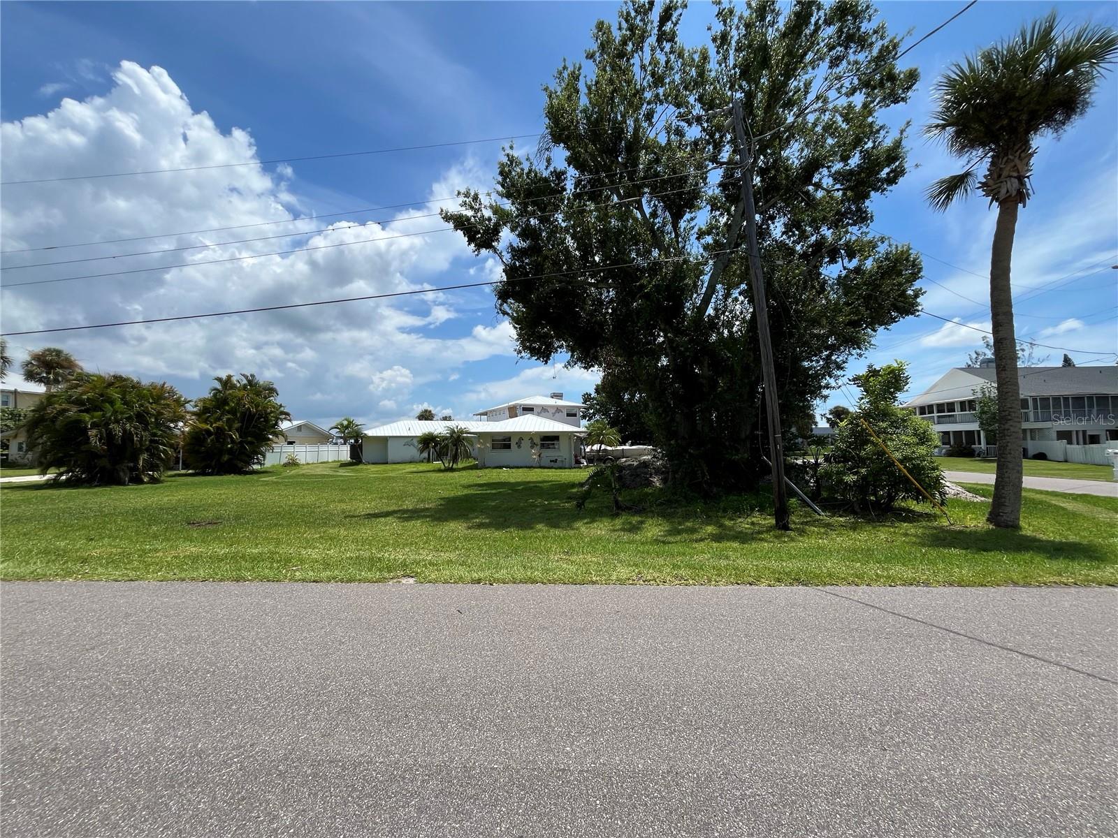 Ellenton, Florida, 34222, United States, 3 Bedrooms Bedrooms, ,4 BathroomsBathrooms,Residential,Active,1907984