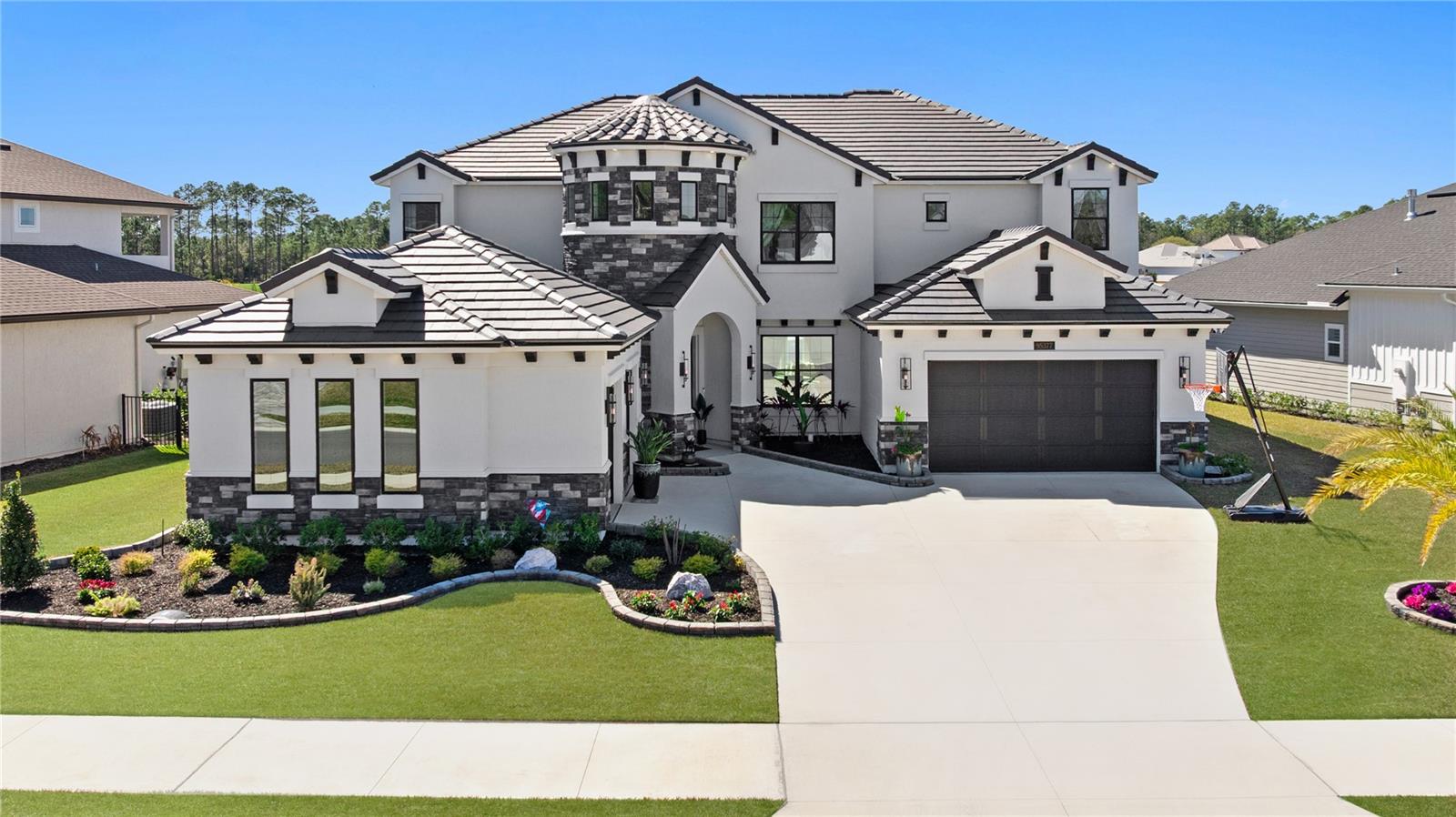 Fernandina Beach, Florida, 32034, United States, 5 Bedrooms Bedrooms, ,4 BathroomsBathrooms,Residential,Active,1920265