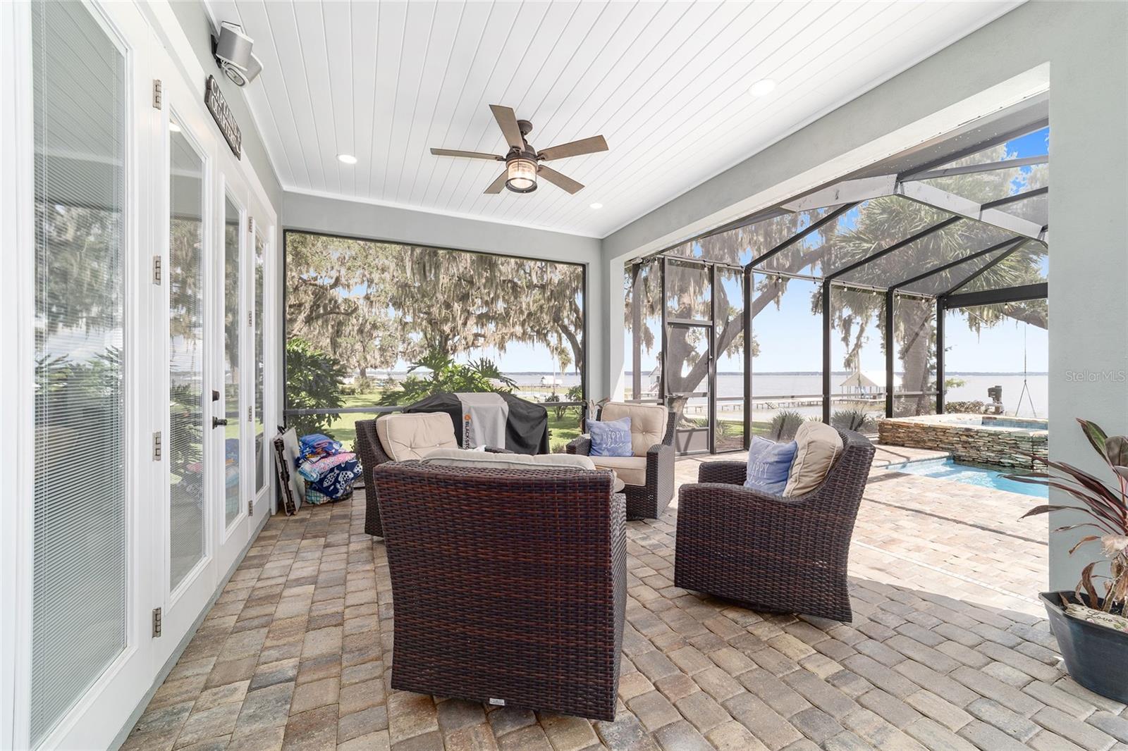 Ocklawaha, Florida, 32179, United States, 5 Bedrooms Bedrooms, ,4 BathroomsBathrooms,Residential,Active,1944075