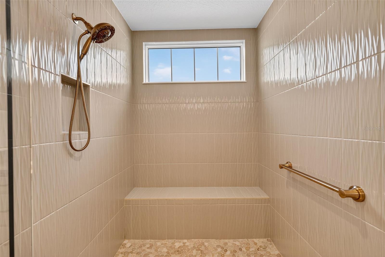 The Villages, Florida, 34762, United States, 3 Bedrooms Bedrooms, ,3 BathroomsBathrooms,Residential,Active,1929659