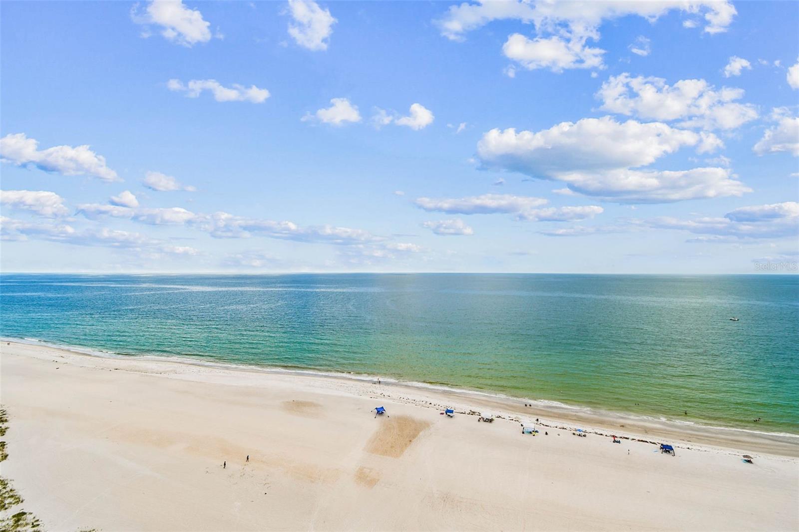 Clearwater Beach, Florida, 33767, United States, 2 Bedrooms Bedrooms, ,3 BathroomsBathrooms,Residential,Active,1919072