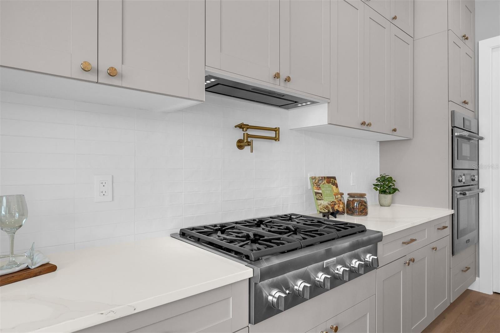 Orlando, Florida, 32804, United States, 5 Bedrooms Bedrooms, ,5 BathroomsBathrooms,Residential,Active,2019846