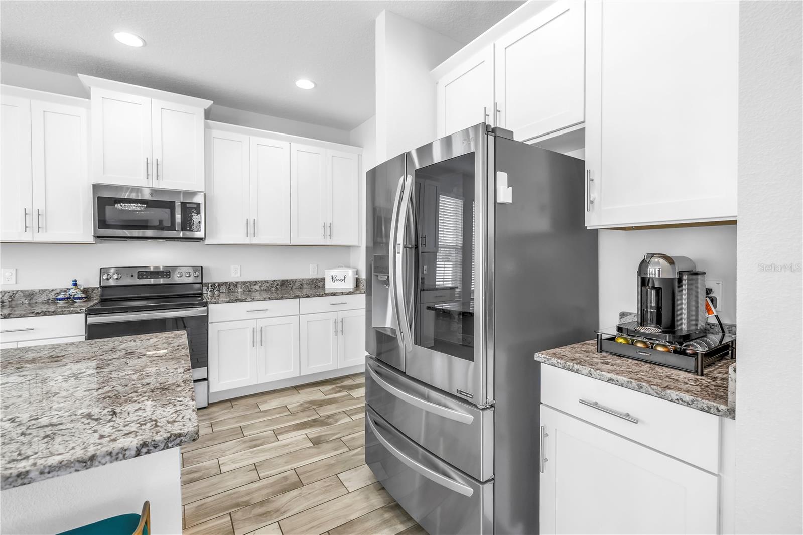 St Petersburg, Florida, 33710, United States, 4 Bedrooms Bedrooms, ,3 BathroomsBathrooms,Residential,Active,1936373