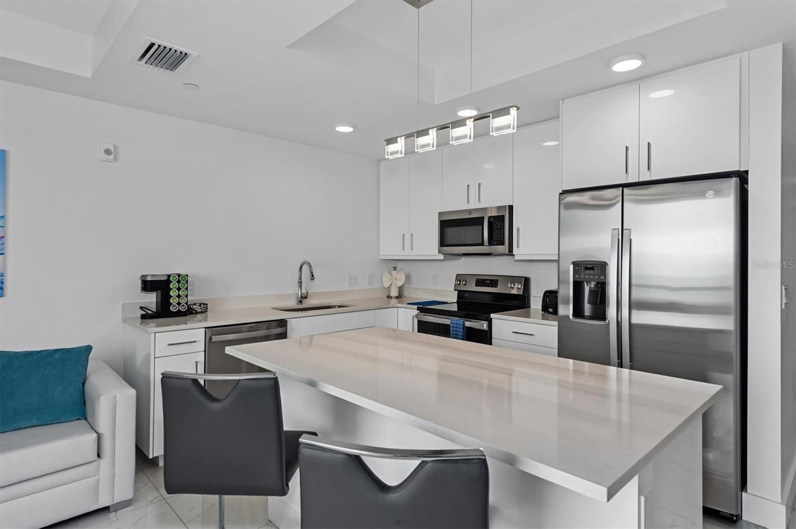 St Petersburg, Florida, 33706, United States, ,2 BathroomsBathrooms,Residential,Active,1701793