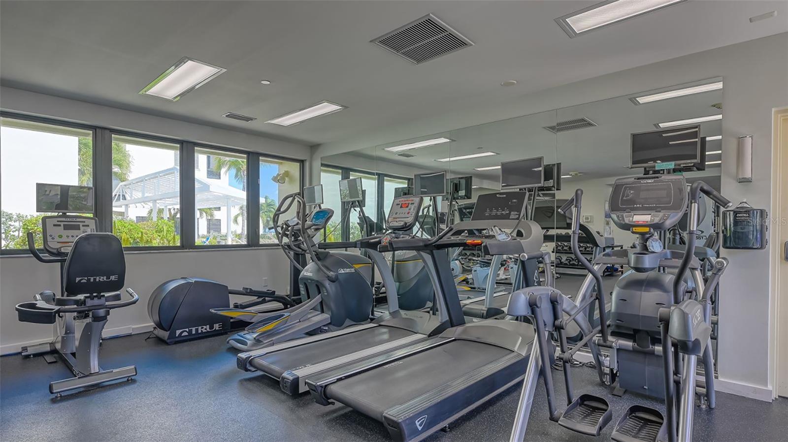 Longboat Key, Florida, 34228, United States, 2 Bedrooms Bedrooms, ,3 BathroomsBathrooms,Residential,Active,2009004