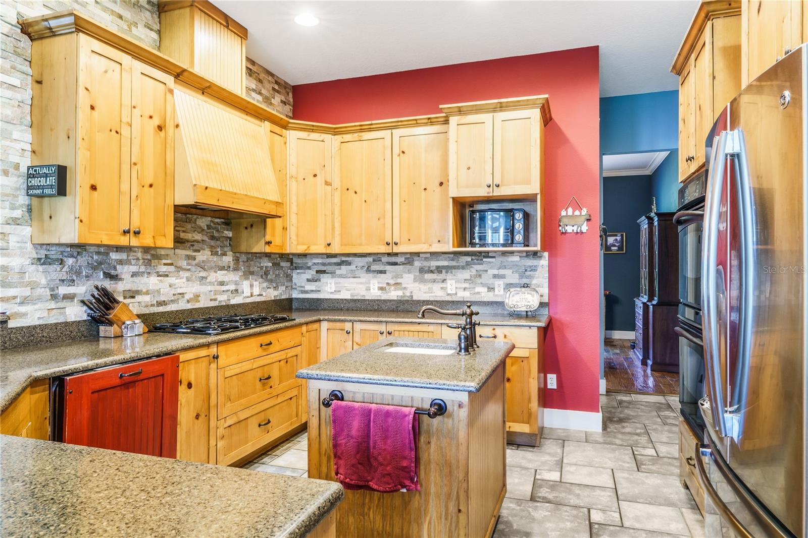 Umatilla, Florida, 32784, United States, 4 Bedrooms Bedrooms, ,4 BathroomsBathrooms,Residential,Active,1859381