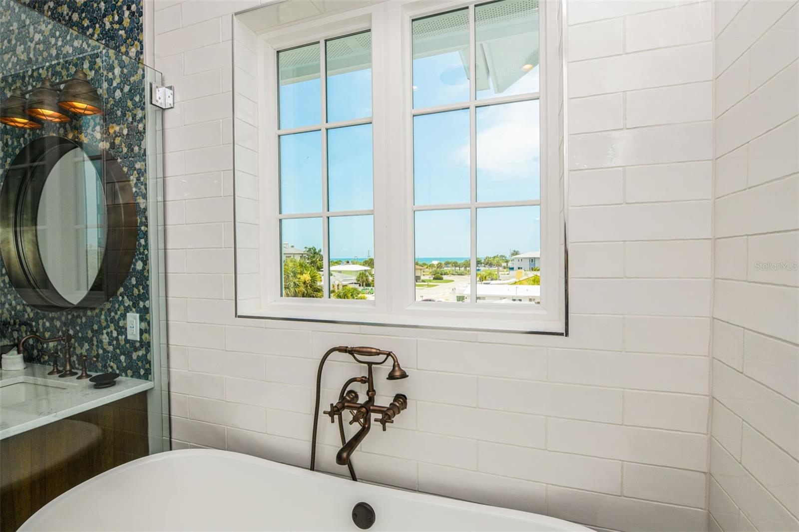 Sarasota, Florida, 34236, United States, 7 Bedrooms Bedrooms, ,8 BathroomsBathrooms,Residential,Active,1774005