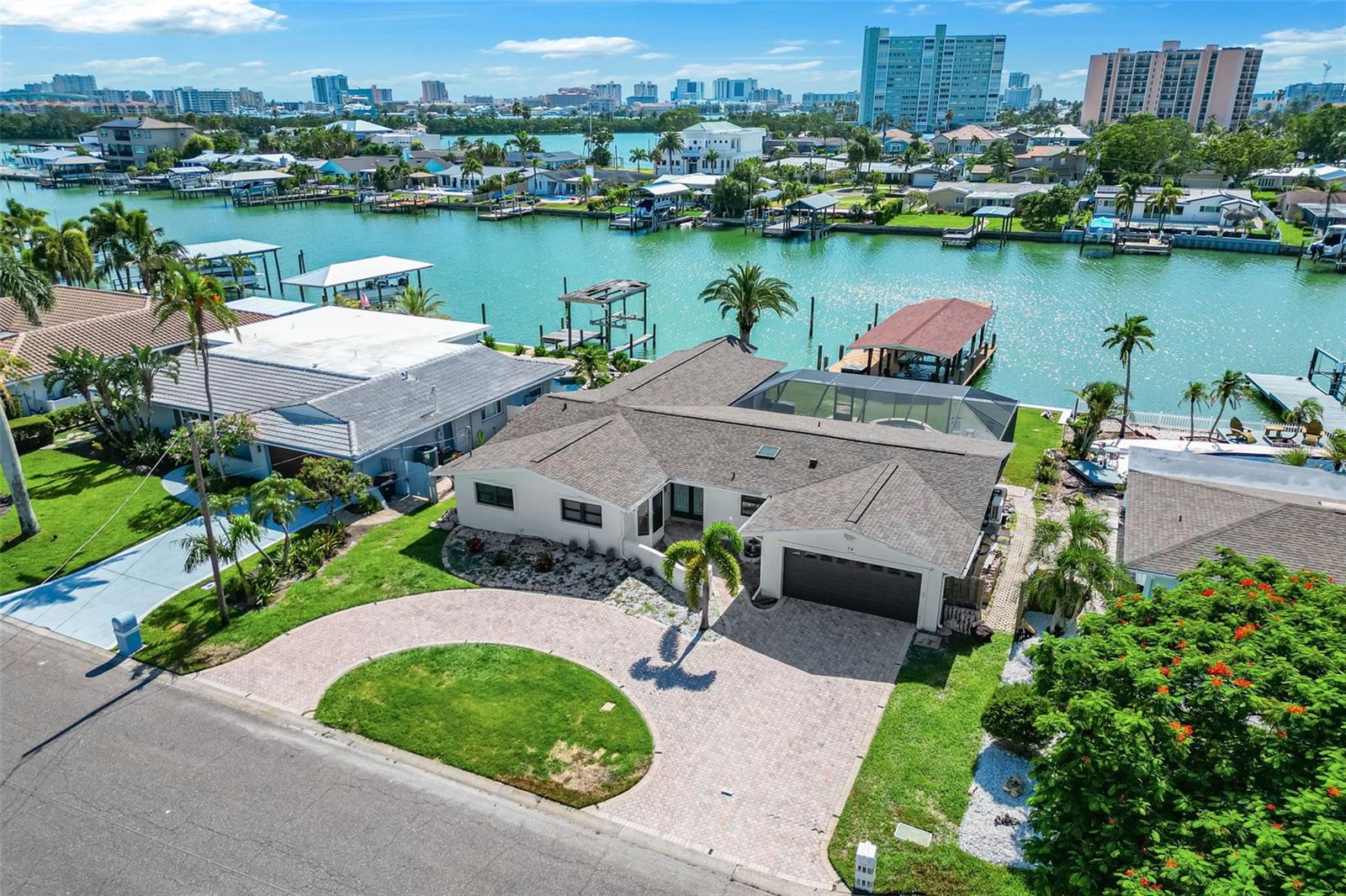 Clearwater Beach, Florida, 33767, United States, 3 Bedrooms Bedrooms, ,2 BathroomsBathrooms,Residential,Active,1894990