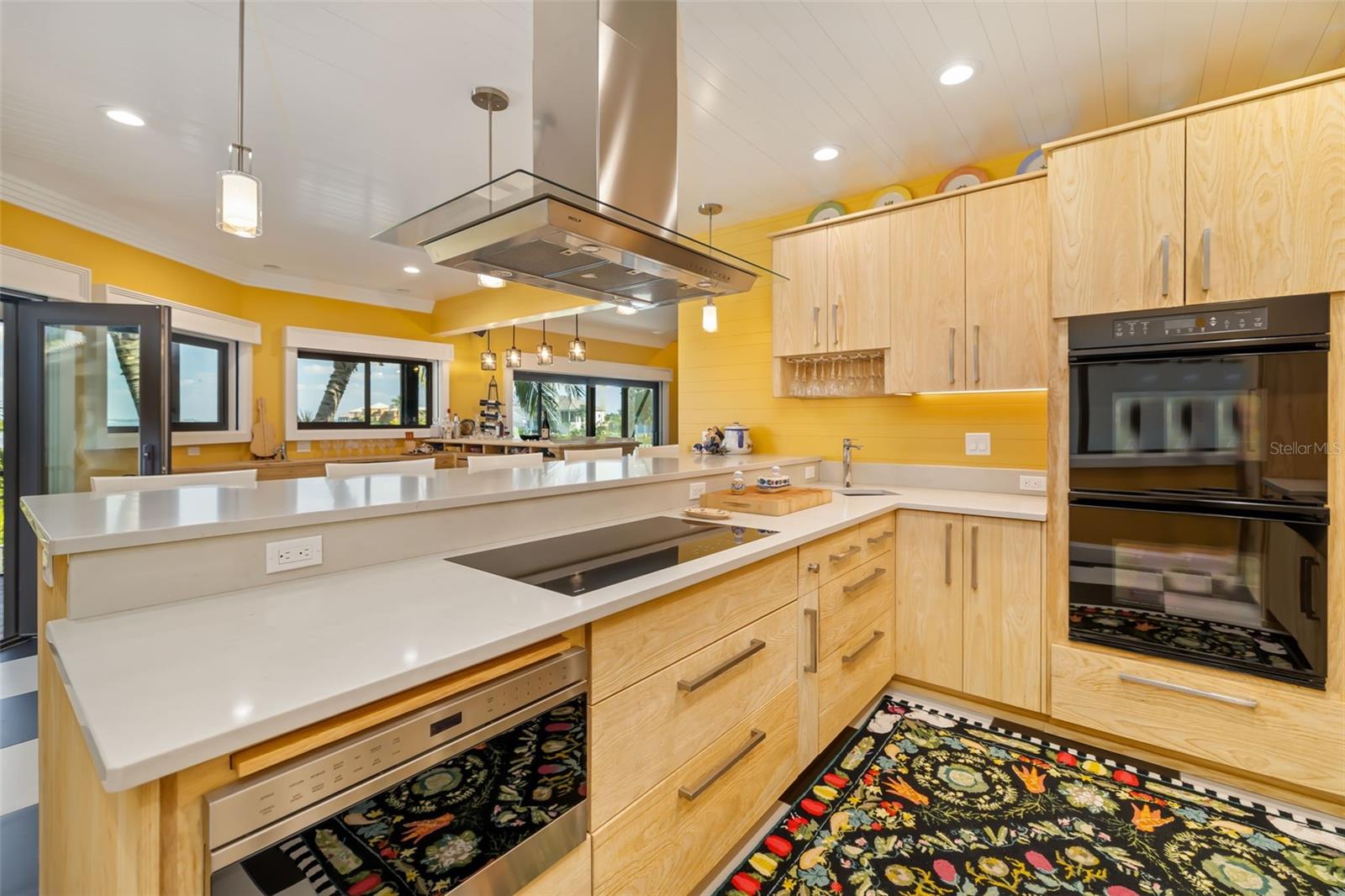 Longboat Key, Florida, 34228, United States, 3 Bedrooms Bedrooms, ,4 BathroomsBathrooms,Residential,Active,1995265