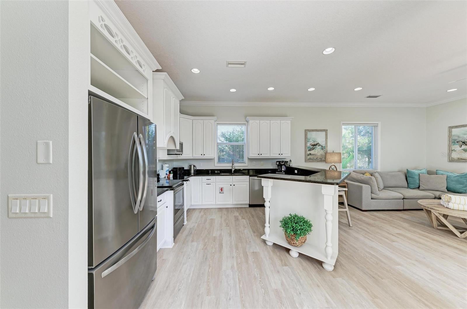 Holmes Beach, Florida, 34217, United States, 3 Bedrooms Bedrooms, ,3 BathroomsBathrooms,Residential,Active,1996696