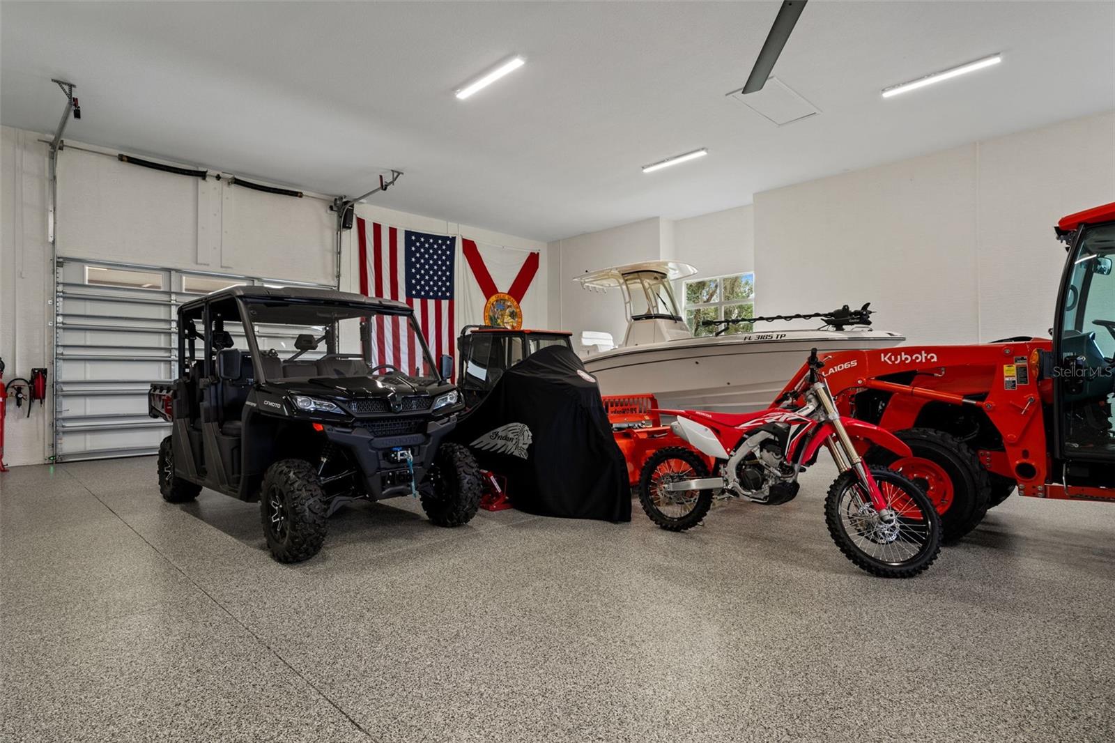 Homosassa, Florida, 34446, United States, 4 Bedrooms Bedrooms, ,4 BathroomsBathrooms,Residential,Active,1910160