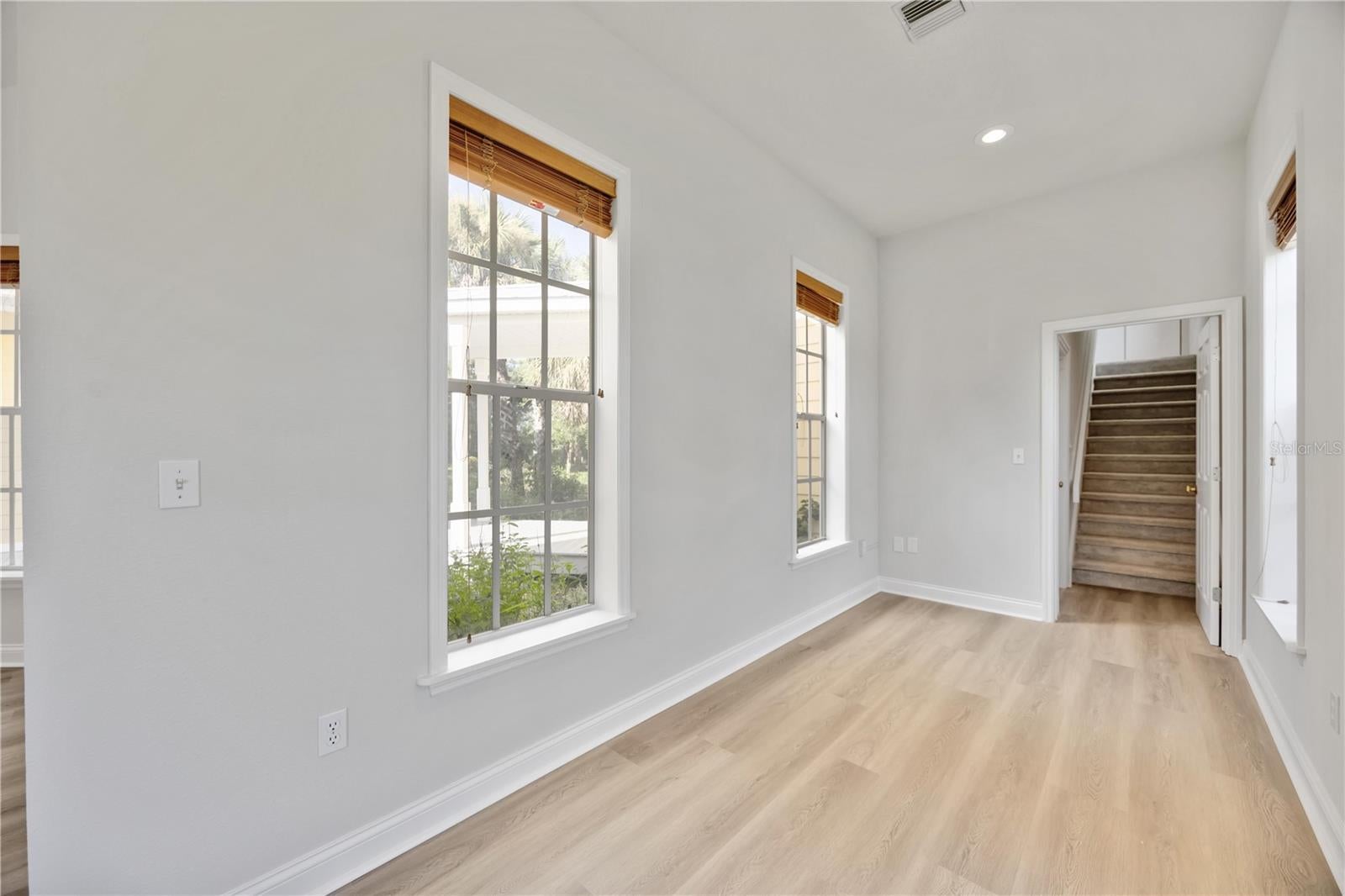 Nokomis, Florida, 34275, United States, 5 Bedrooms Bedrooms, ,5 BathroomsBathrooms,Residential,Active,1905473