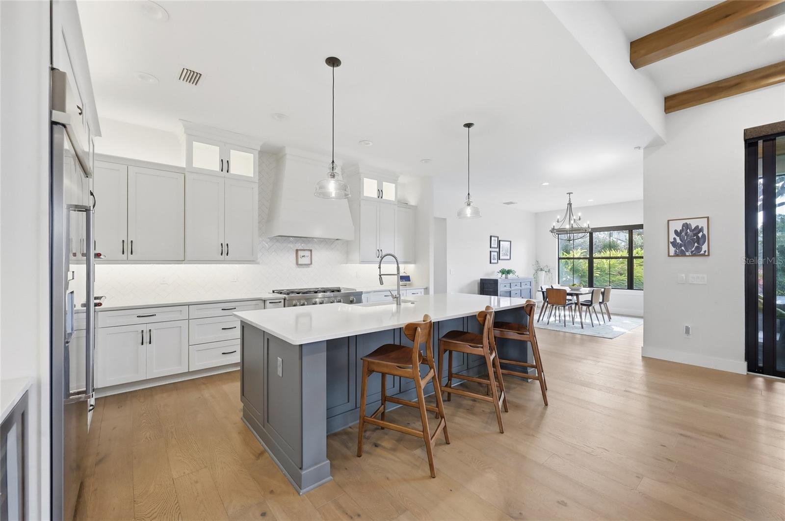 Winter Garden, Florida, 34787, United States, 5 Bedrooms Bedrooms, ,3 BathroomsBathrooms,Residential,Active,2009833