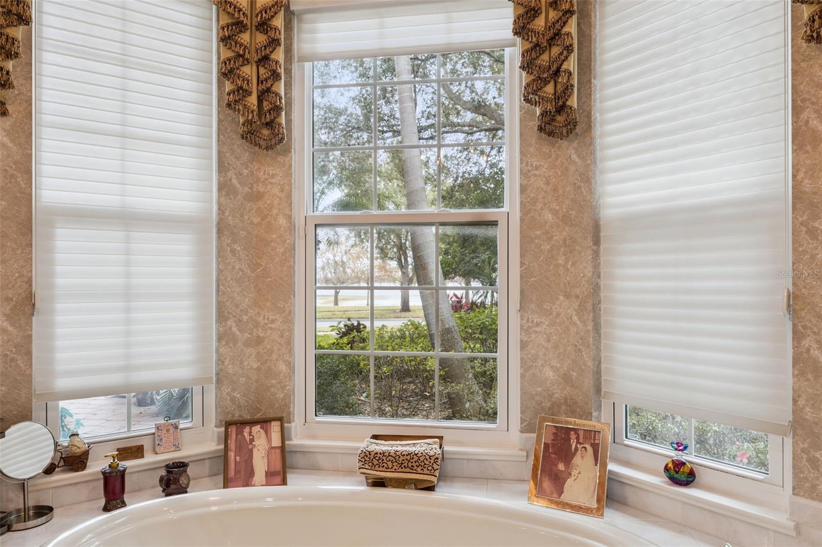 Orlando, Florida, 32836, United States, 5 Bedrooms Bedrooms, ,4 BathroomsBathrooms,Residential,Active,2010569