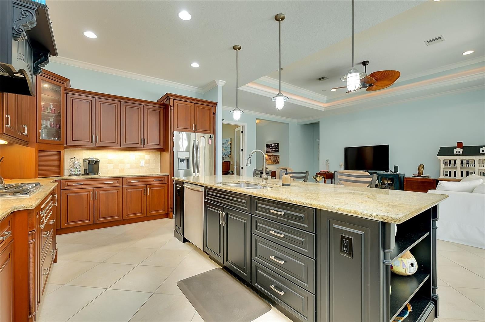 Venice, Florida, 34285, United States, 3 Bedrooms Bedrooms, ,3 BathroomsBathrooms,Residential,Active,2008926