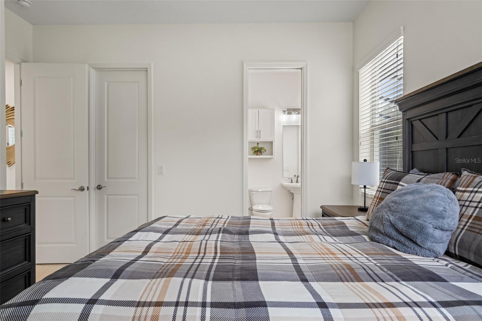 Homosassa, Florida, 34446, United States, 4 Bedrooms Bedrooms, ,4 BathroomsBathrooms,Residential,Active,1910160