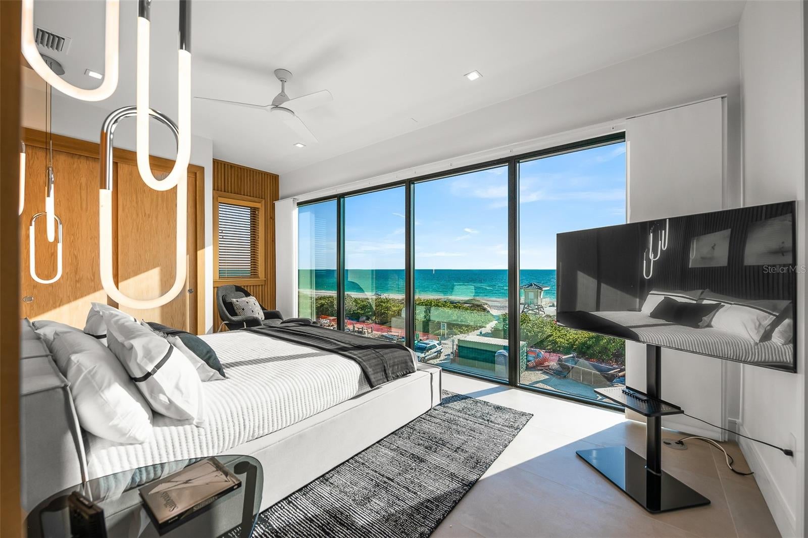 Bradenton Beach, Florida, 34217, United States, ,6 BathroomsBathrooms,Residential,Active,1829944