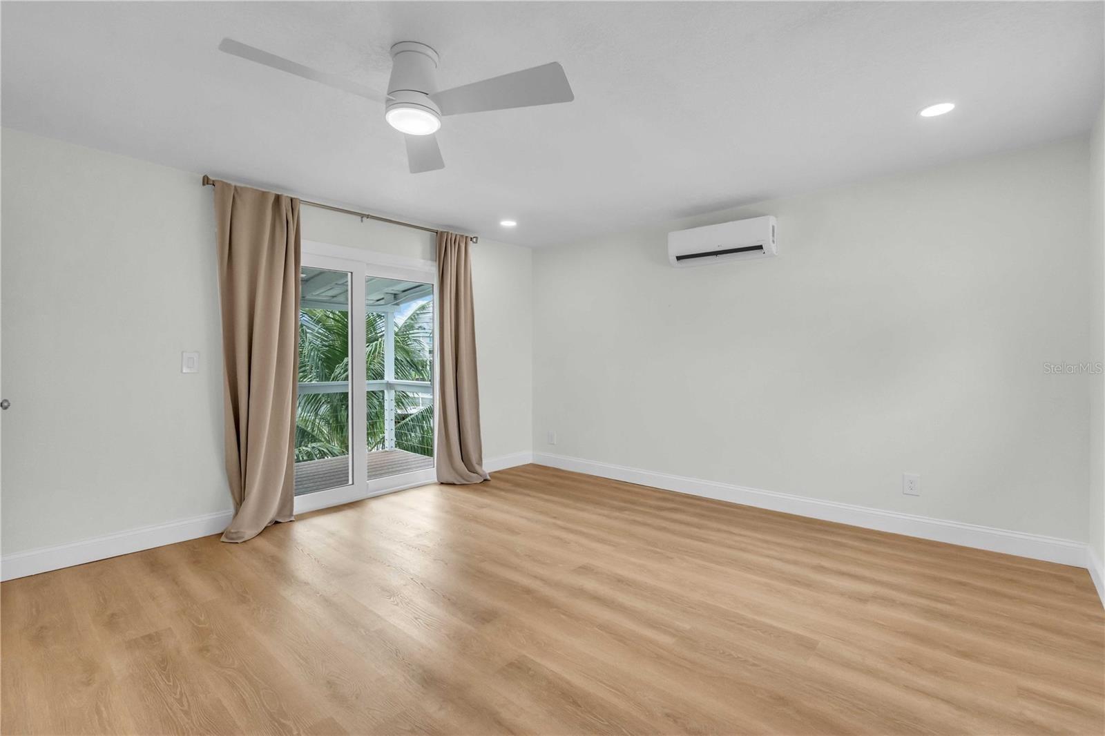 Indian Rocks Beach, Florida, 33785, United States, 3 Bedrooms Bedrooms, ,3 BathroomsBathrooms,Residential,Active,1945092