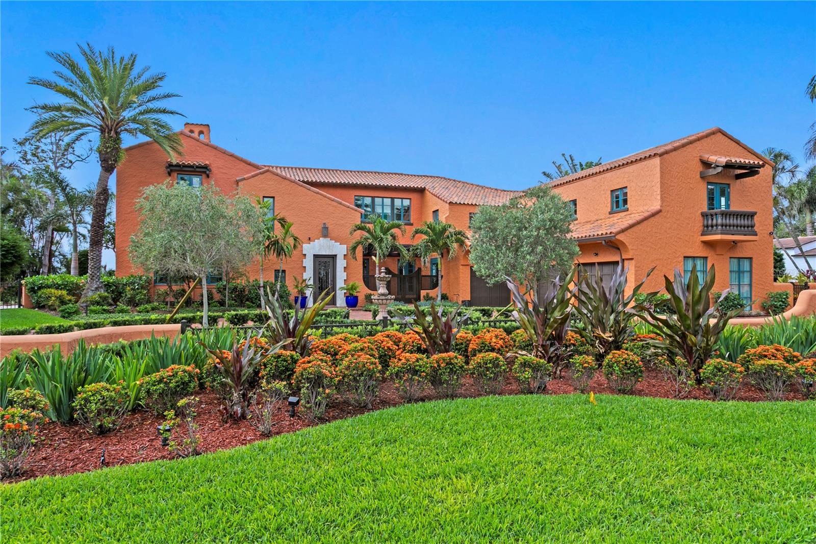 St Petersburg, Florida, 33704, United States, 6 Bedrooms Bedrooms, ,7 BathroomsBathrooms,Residential,Active,1871834