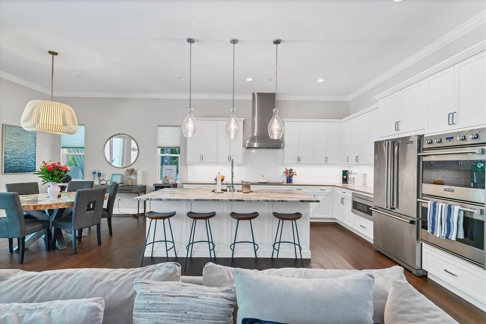 Sarasota, Florida, 34239, United States, 4 Bedrooms Bedrooms, ,4 BathroomsBathrooms,Residential,Active,1965823