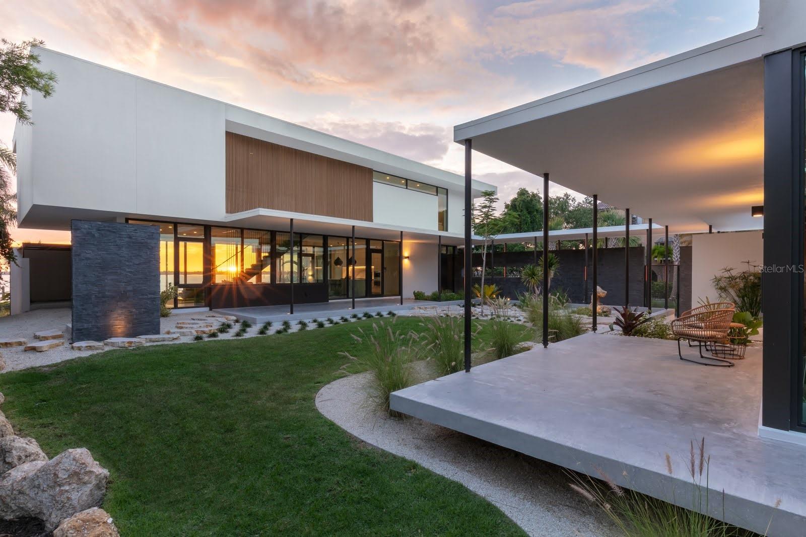 Sarasota, Florida, 34239, United States, 5 Bedrooms Bedrooms, ,5 BathroomsBathrooms,Residential,Active,2011197