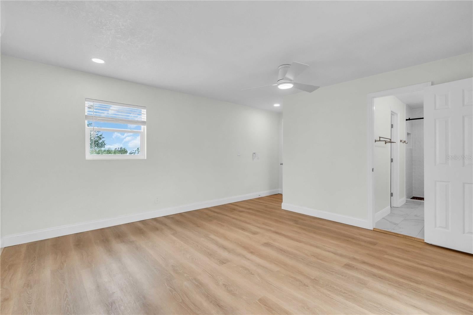 Indian Rocks Beach, Florida, 33785, United States, 3 Bedrooms Bedrooms, ,3 BathroomsBathrooms,Residential,Active,1945092