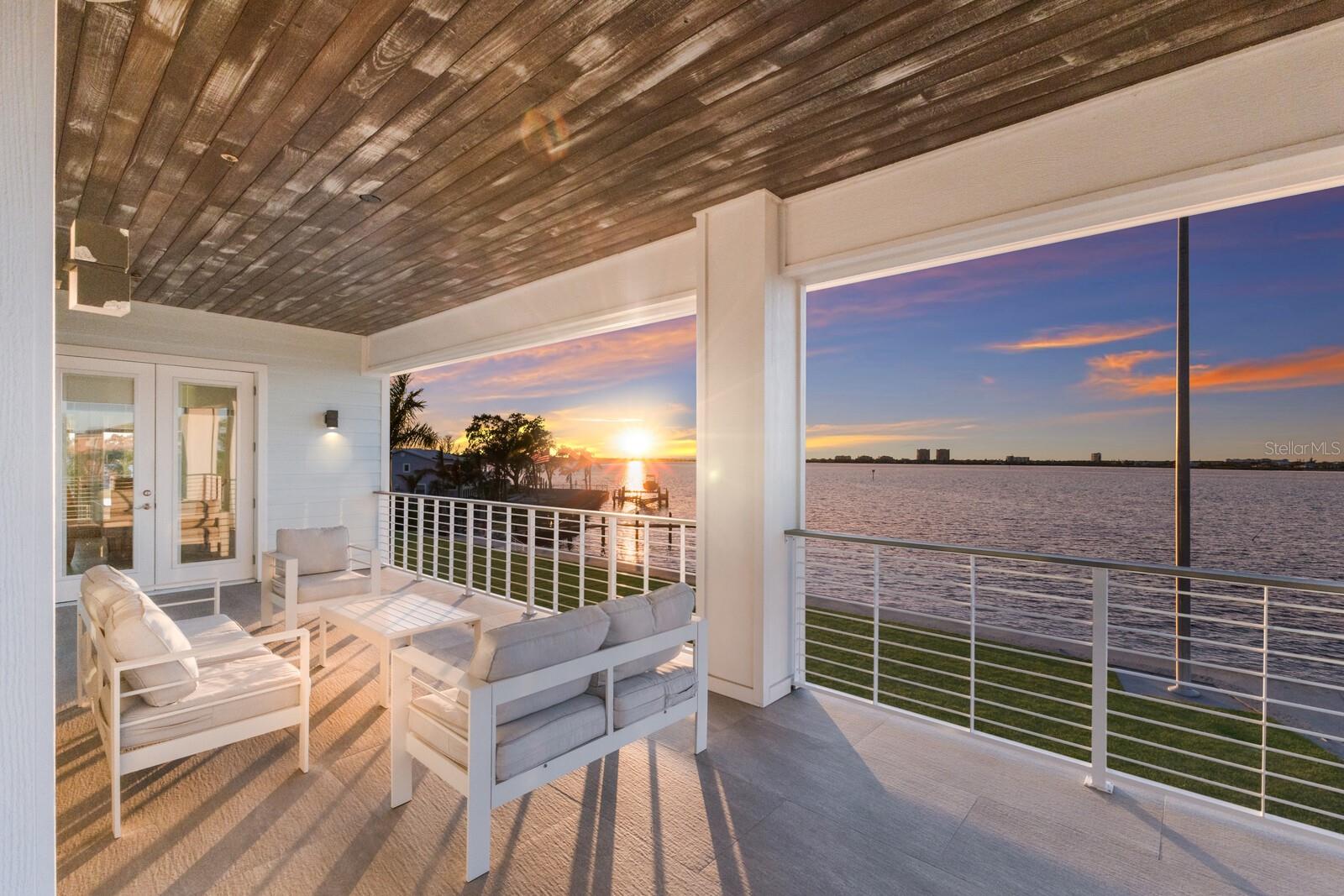 Bradenton, Florida, 34208, United States, ,5 BathroomsBathrooms,Residential,Active,1745633